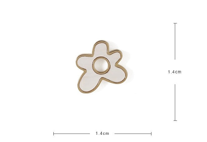 Gold-Plated Natural Shell Minimalistic Floral Design Earring