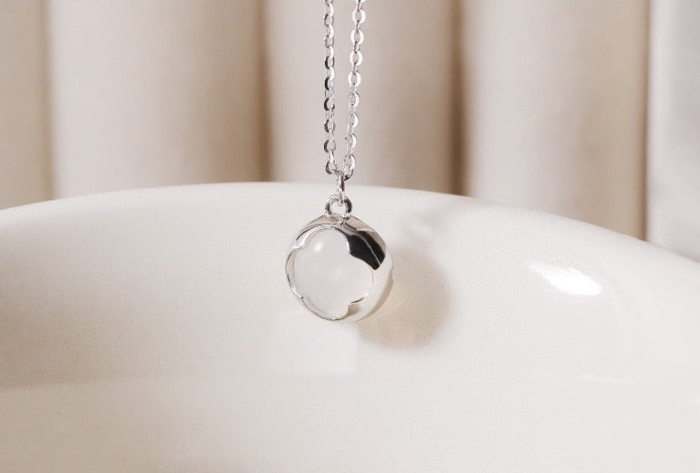 Clover White Chalcedony Necklace