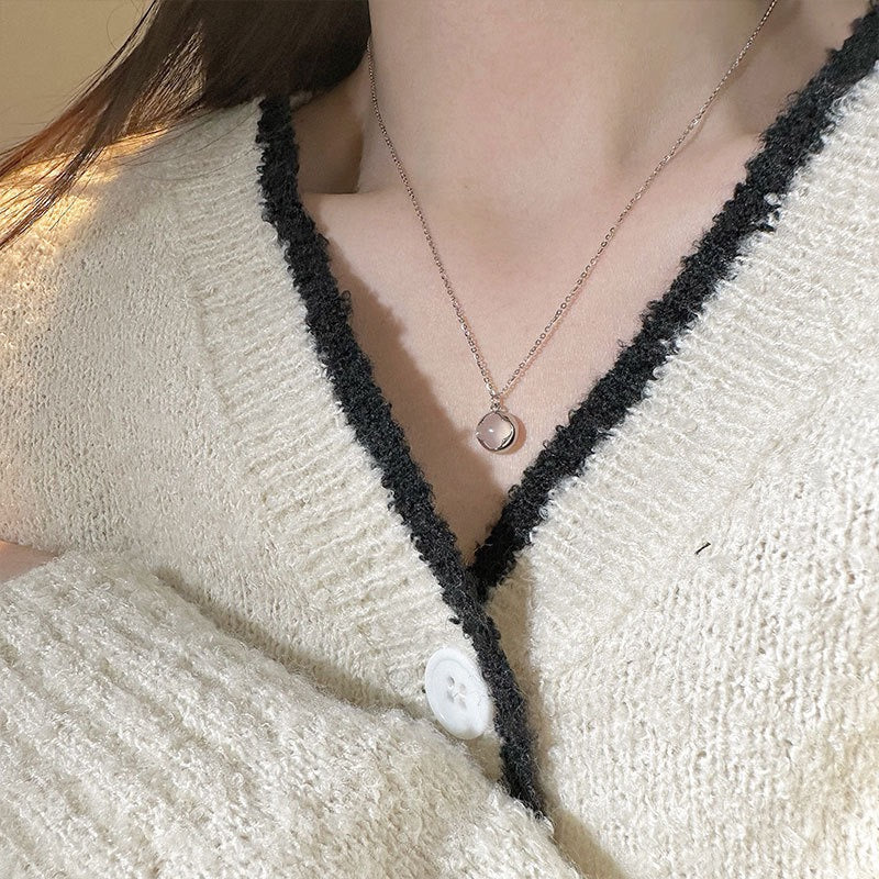 Clover White Chalcedony Necklace