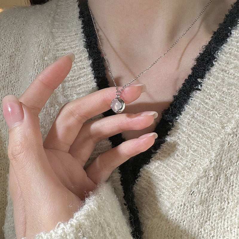 Clover White Chalcedony Necklace