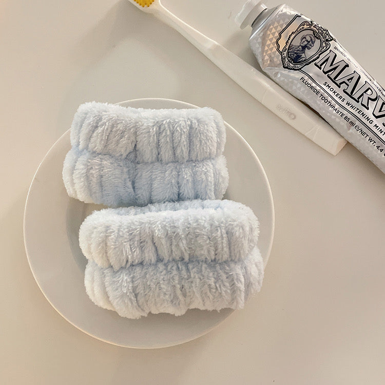 Coral Fleece Absorbent Wristband (pair of 2)