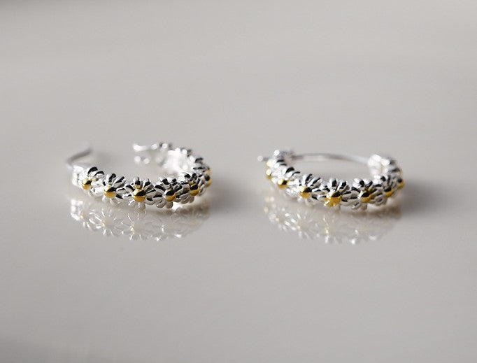Sterling Silver Daisy Chain Earring