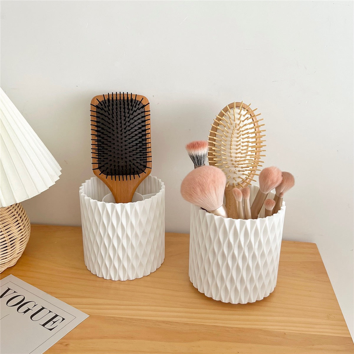 Rotatable Makeup Organizer - Minimalist Style Plastic Round Shape