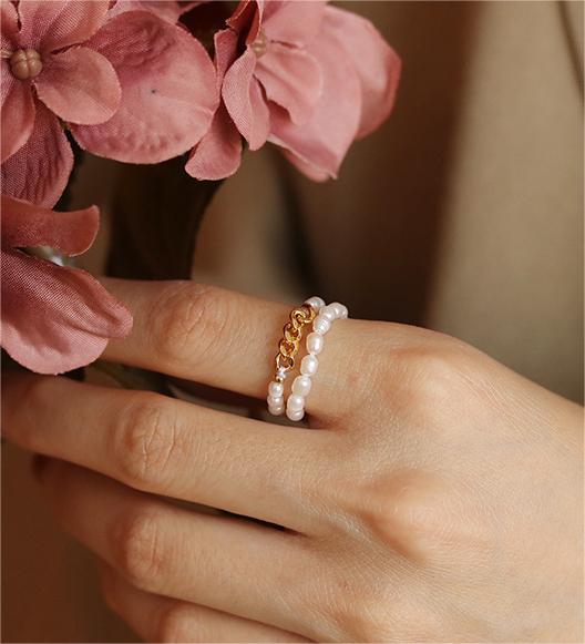 Gold Plated Brass Natural Pearl Chain Ring with Golden Braid