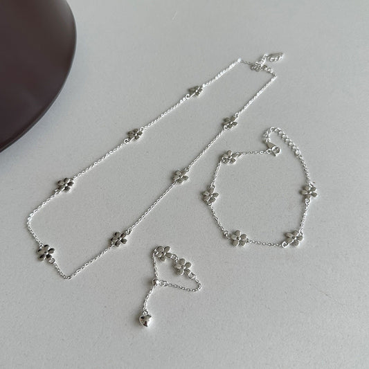 Sterling Silver Flower Chain Bracelet