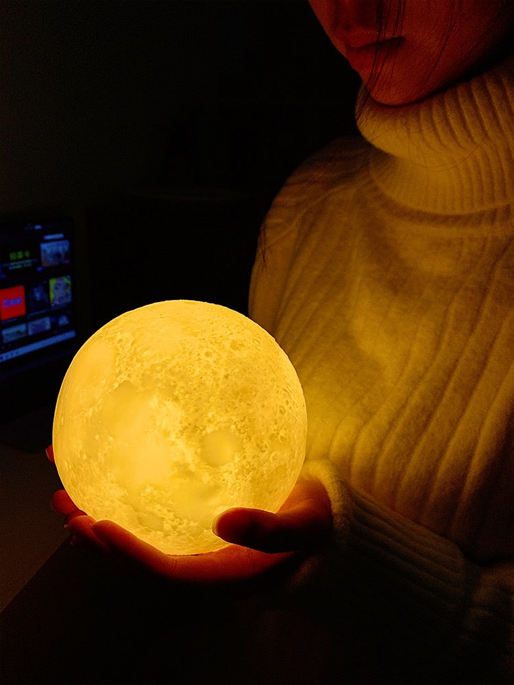 3D Printed Moon Night Light