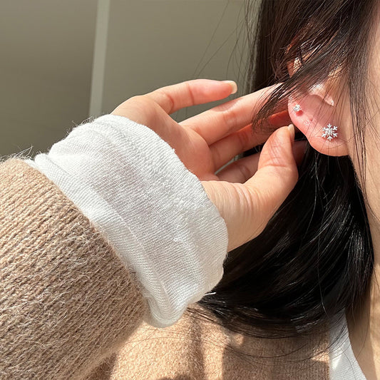 Fine Silver Snow Flake Stud Earrings