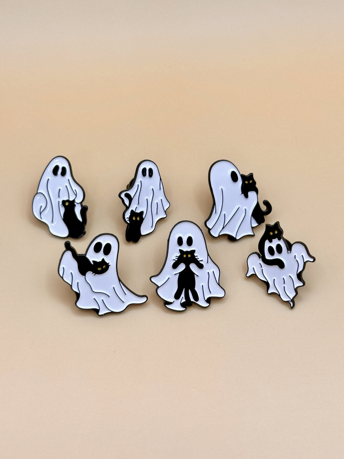 Little Ghost Halloween Pin APZT016
