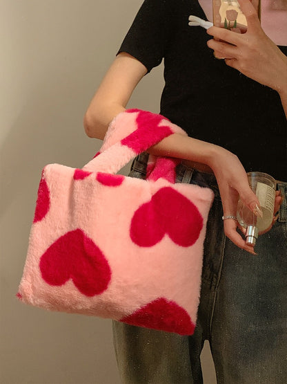 Furry Handbag in Printed Heart
