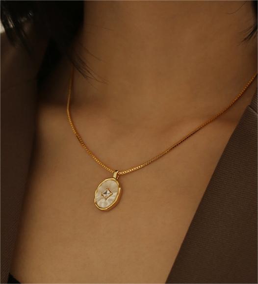 Natural Mother-of-pearl Pendant Necklace with Zircon Inlay and Gold Plated Brass