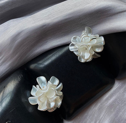 Pearl Petal Design Earrings with S925 Silver Needle